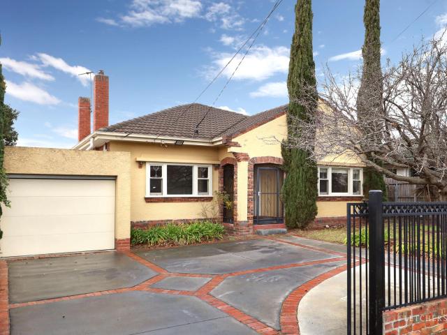 House for sale in Mckinnon