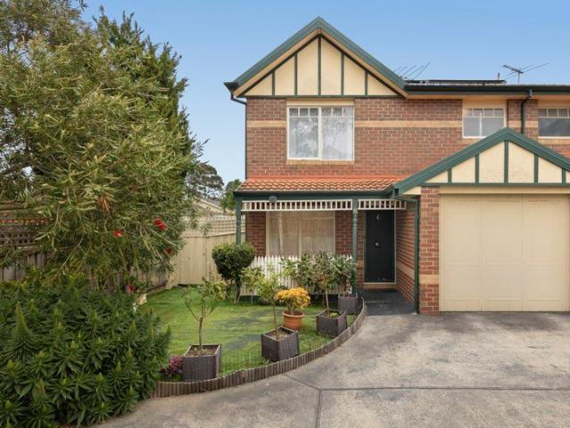 Townhouse for sale in Camerons Creek, Victoria