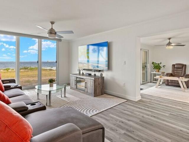 Condo for sale in Sanibel
