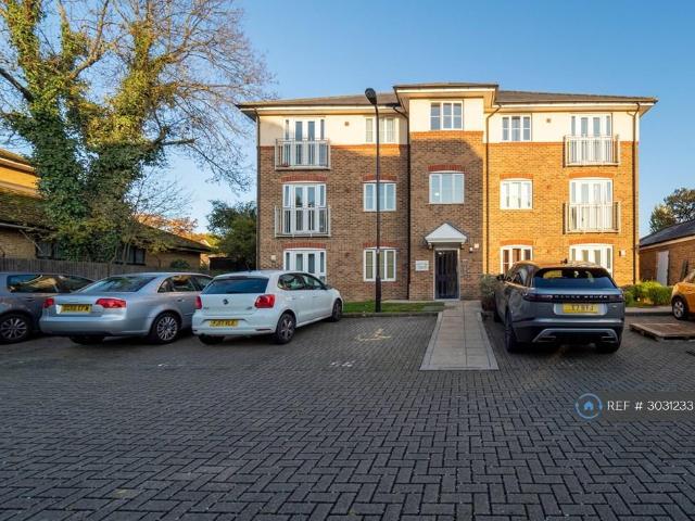 Apartment for rent in London Borough of Ealing, Perivale