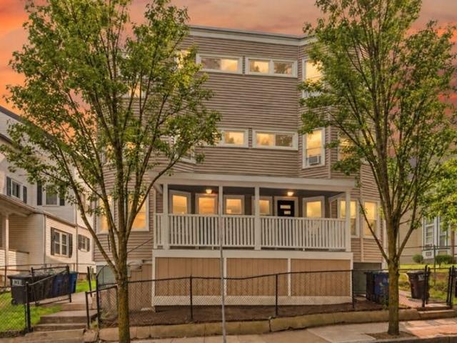 House for sale in Mount Vernon Street Historic District, Somerville