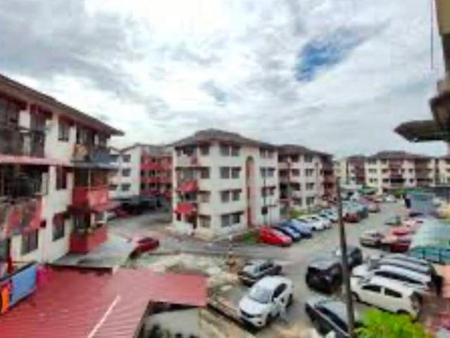 Flat for sale in Bukit Ledang, Johor