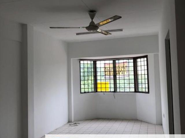 Condominium for sale in Petaling, Damansara Damai