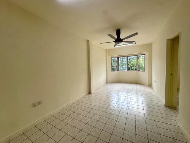 Apartment for sale in Petaling, Damansara Damai