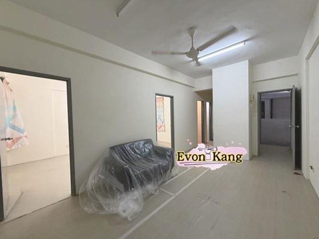 Apartment for sale in Georgetown, Penang