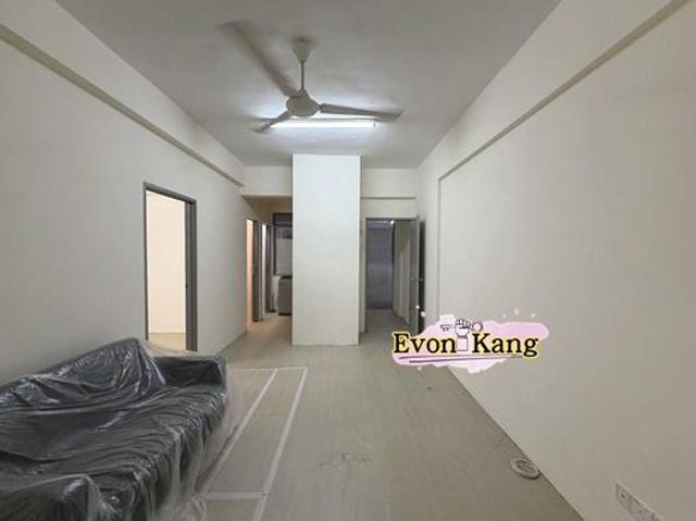 Apartment for sale in Timur Laut, George Town