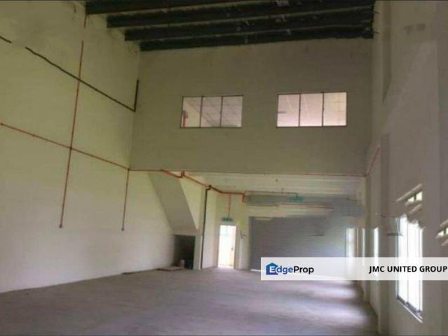 Warehouse for rent in Puchong, Majlis Bandaraya Subang Jaya