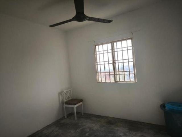 Apartment for rent in Langat, Selangor