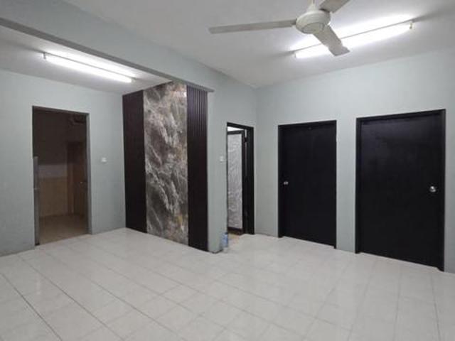 Apartment for rent in Langat, Selangor