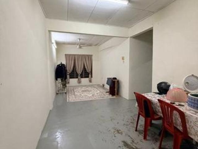 Flat for sale in Bandar Johor Bahru, Johor
