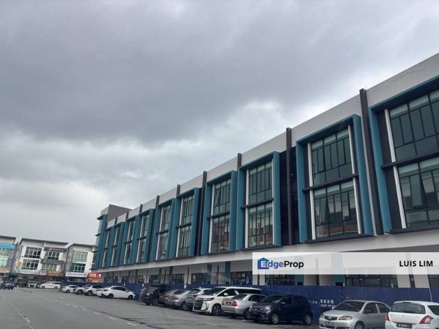 Shop for rent in Plentong, Johor