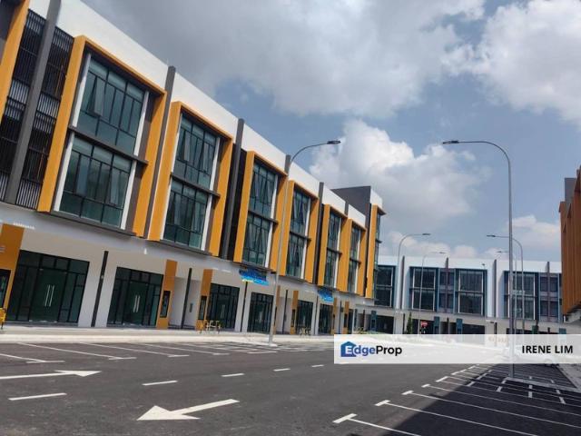 Shop for rent in Bandar Baru Permas Jaya, Plentong