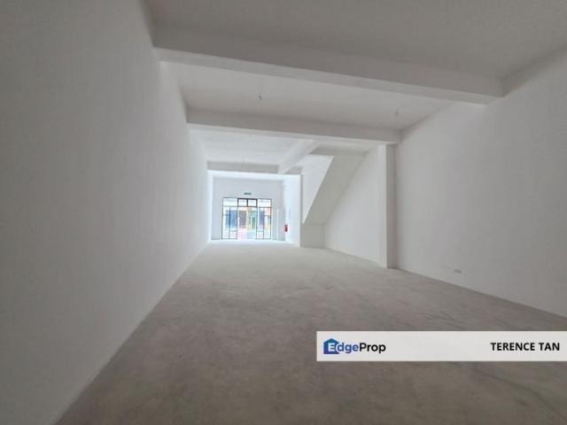 Shop for rent in Plentong, Johor
