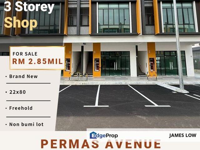 Shop for sale in Bandar Baru Permas Jaya, Plentong