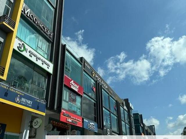 Shop for sale in Plentong, Johor