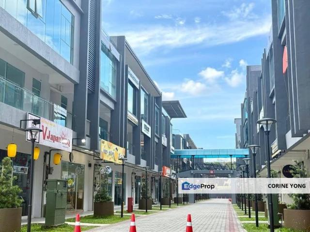 Shop for sale in Bandar Baru Permas Jaya, Plentong
