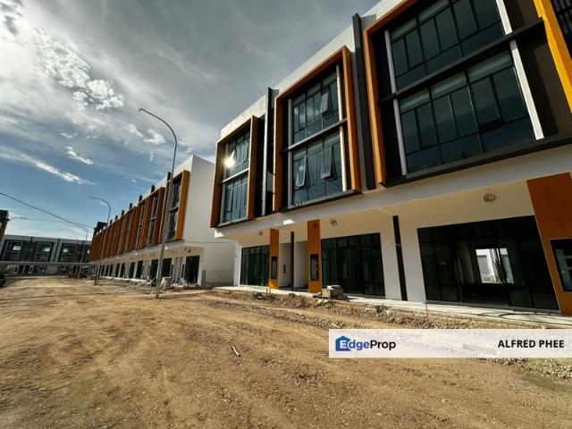 Shop for rent in Plentong, Johor