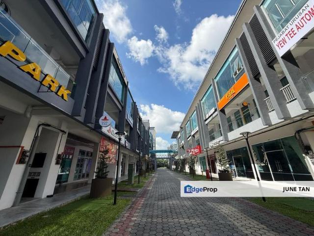 Shop for sale in Bandar Baru Permas Jaya, Plentong
