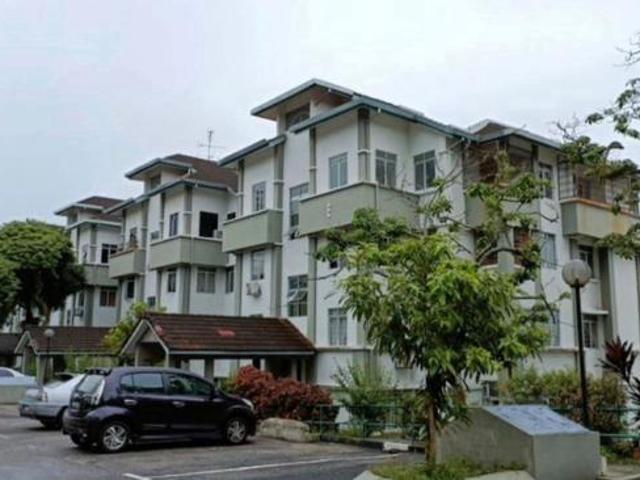 Apartment for sale in Bandar Baru Permas Jaya, Kampung Senibong