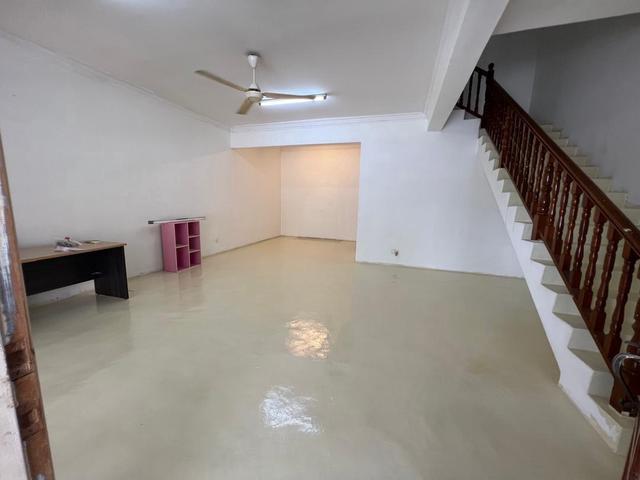 Terraced House for rent in Bandar Johor Bahru, Johor