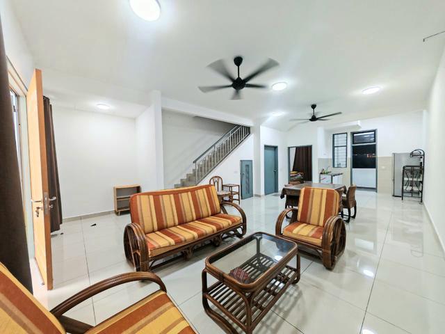 Terraced House for rent in Bandar Baru Permas Jaya, Kampung Senibong