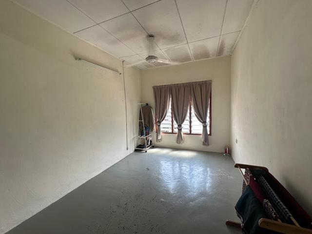 Flat for sale in Bandar Johor Bahru, Johor