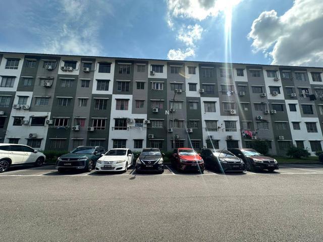 Flat for sale in Bandar Johor Bahru, Johor