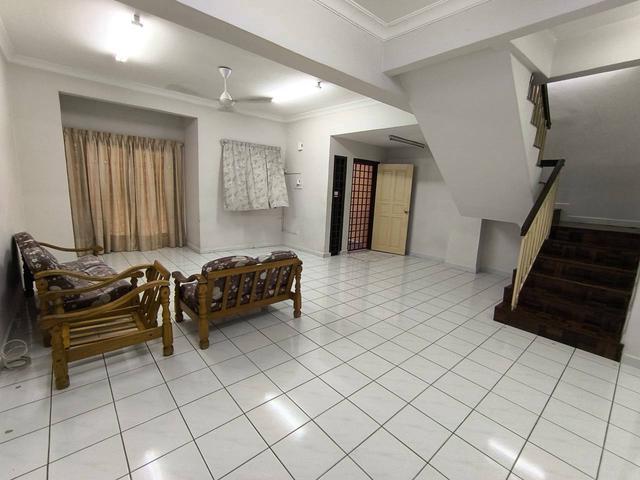 Terraced House for rent in Bandar Baru Permas Jaya, Kampung Senibong