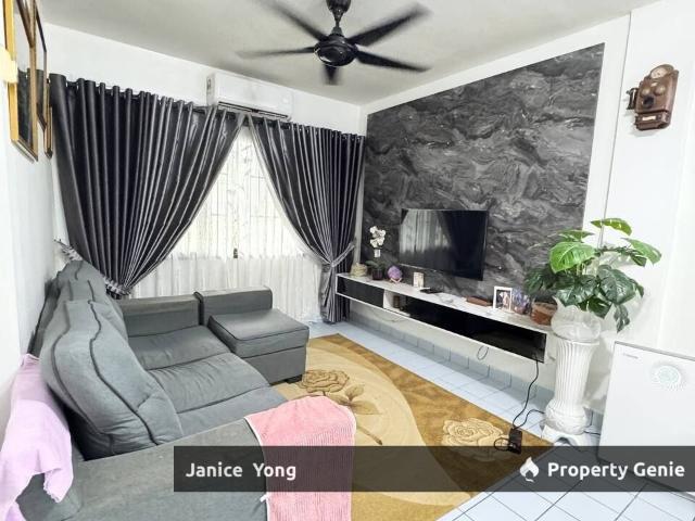 Flat for sale in Bandar Baru Permas Jaya, Plentong