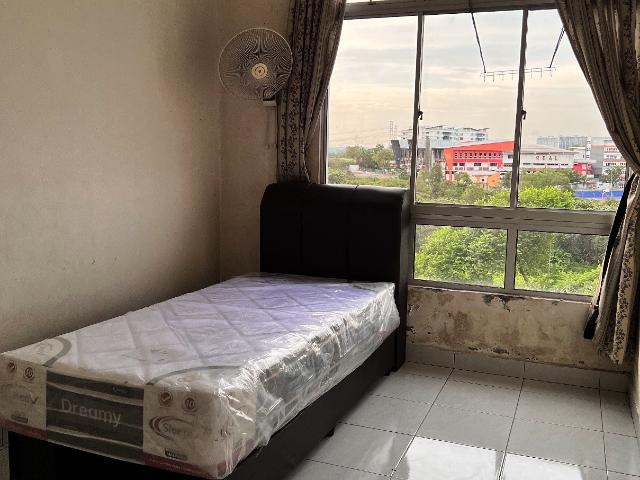 Room for rent in Plentong, Johor