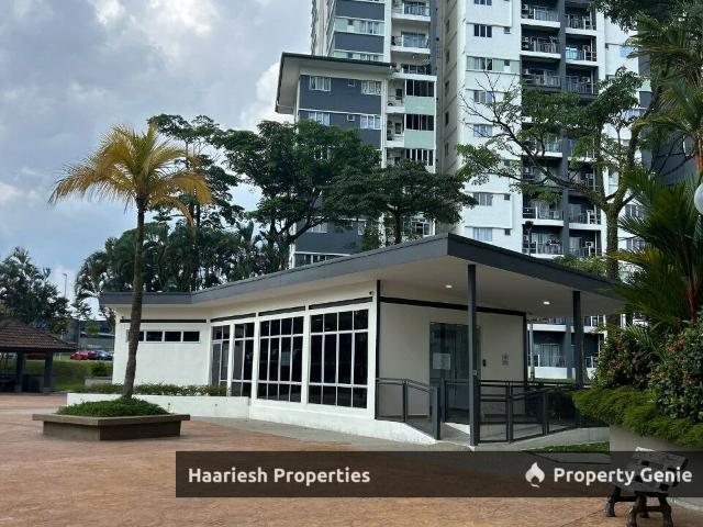 Apartment for sale in Bandar Baru Permas Jaya, Plentong