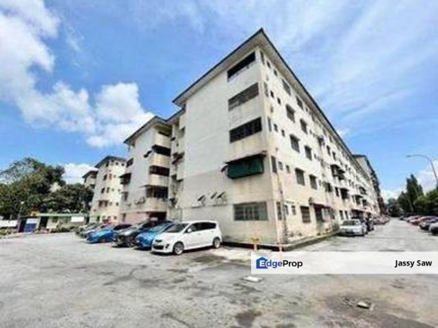 Flat for sale in Petaling, Subang Jaya