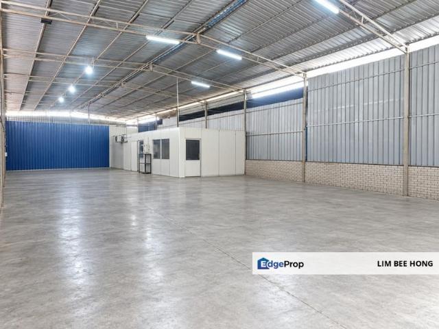 Warehouse for rent in Kepala Batas, Seberang Perai