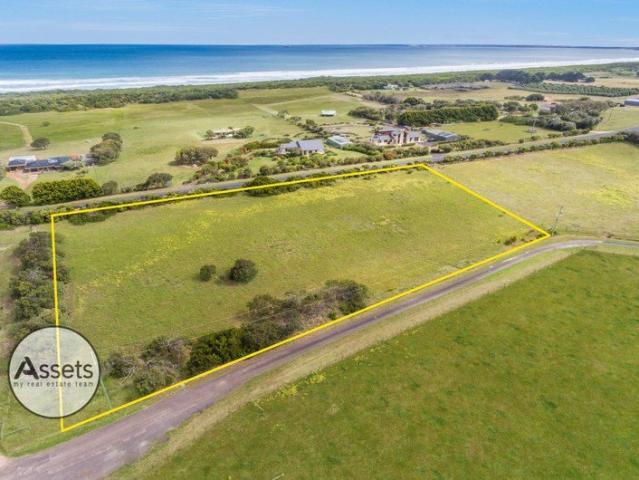 Land for sale in Narrawong, Victoria