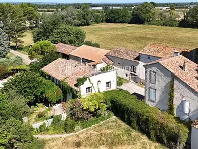 Maison vente à Carpentras, Pernes-les-fontaines