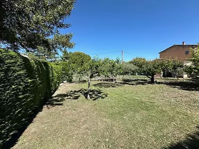 Terrain vente à Carpentras, Pernes-les-fontaines