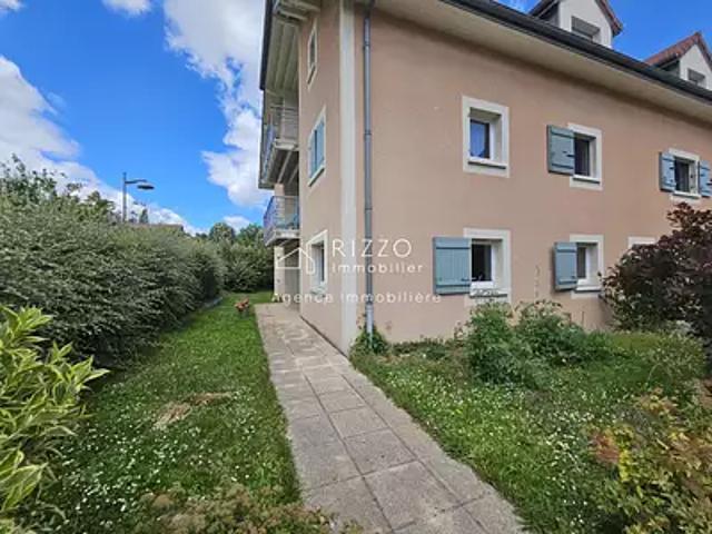 Appartement vente à Logras, Péron
