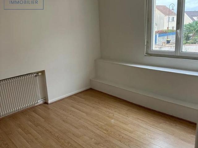 Appartement location à Péroy-les-Gombries, Oise
