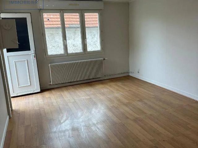 Appartement location à Péroy-les-Gombries, Oise