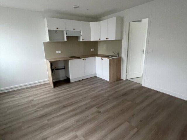 Appartement location à Péroy-les-Gombries, Oise