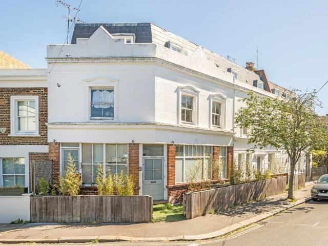Apartment for rent in London Borough of Hammersmith and Fulham, Greater London