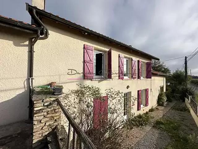 Maison vente à Perreux, Les Franchises