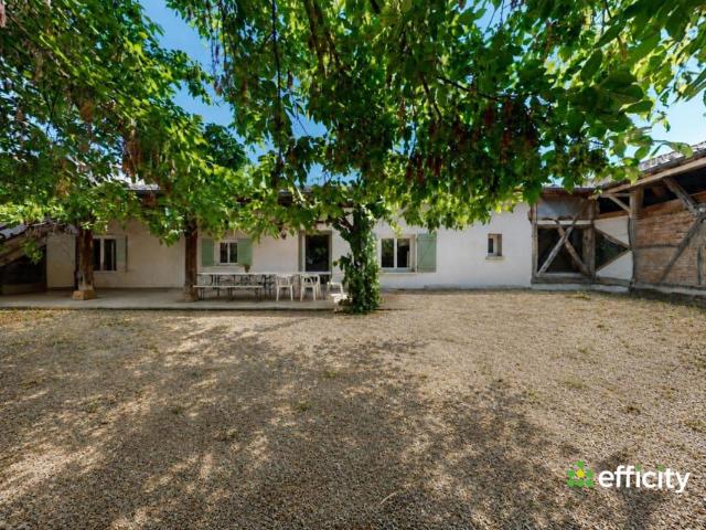 Ferme vente à Bourg-en-Bresse, Perrex