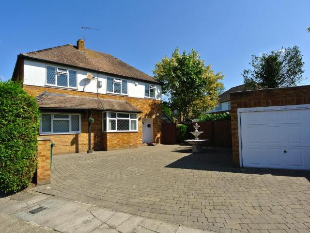 House for rent in Ashford, Spelthorne