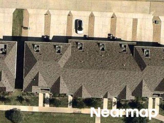 Townhouse for sale in Dallas