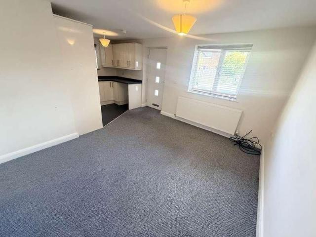 Apartment for rent in Burtonwood and Westbrook, Warrington