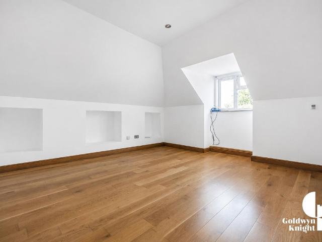 Apartment for rent in London Borough of Lewisham, Bell Green