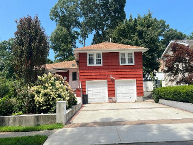 House for sale in Babylon, New York