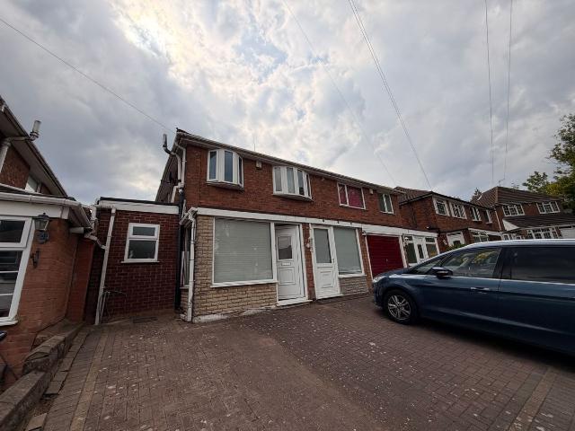 House for rent in Perry Beeches, Birmingham