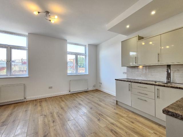 Apartment for rent in London Borough of Lewisham, Forest Hill